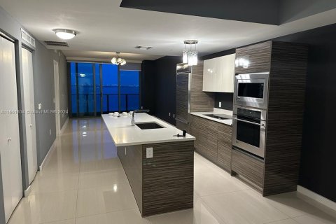 Condominio en venta en Miami, Florida, 2 dormitorios № 1368969 - foto 4