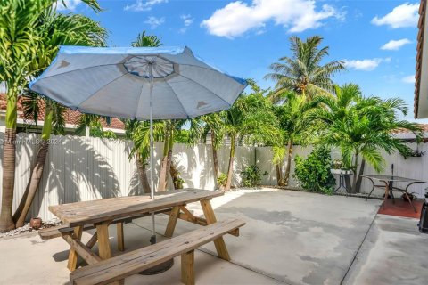 Casa en venta en Miami, Florida, 3 dormitorios, 119.57 m2 № 1368968 - foto 18