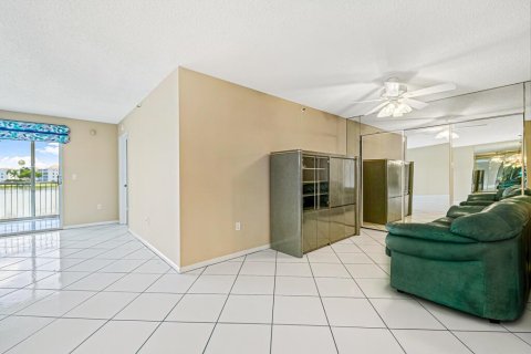 Copropriété à vendre à Delray Beach, Floride: 2 chambres, 139.35 m2 № 1127903 - photo 16