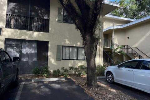 Condo in Fort Lauderdale, Florida, 2 bedrooms  № 1397680 - photo 16