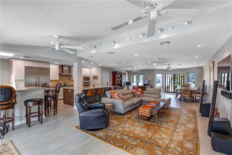 Villa ou maison à vendre à Pompano Beach, Floride: 3 chambres, 201.41 m2 № 489789 - photo 21
