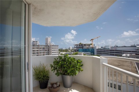 Condominio en venta en Miami Beach, Florida, 2 dormitorios, 87.33 m2 № 1441750 - foto 15