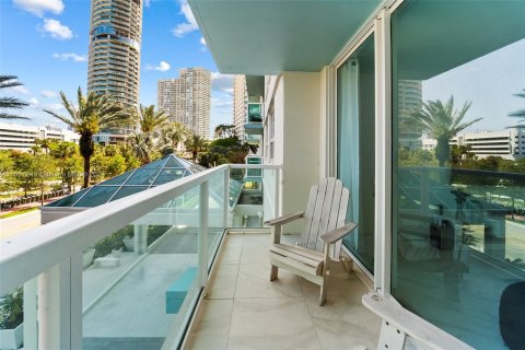 Condominio en venta en Miami Beach, Florida, 1 dormitorio, 69.31 m2 № 1080917 - foto 9