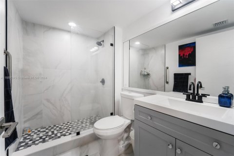 Copropriété à vendre à Miami Beach, Floride: 1 chambre, 69.31 m2 № 1080917 - photo 12