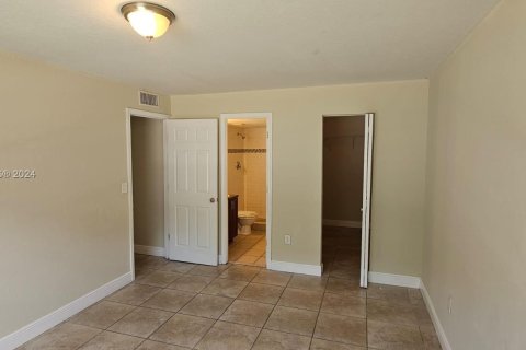 Condo in West Palm Beach, Florida, 2 bedrooms  № 1367627 - photo 20