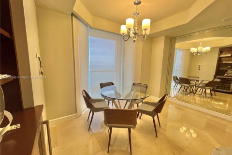 Condo in Sunny Isles Beach, Florida, 3 bedrooms  № 1310463 - photo 12