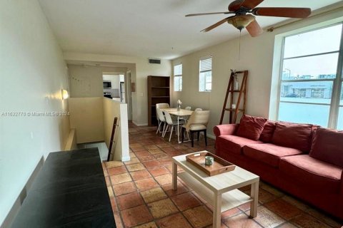 Condominio en venta en Miami Beach, Florida, 2 dormitorios, 82.68 m2 № 1293646 - foto 16