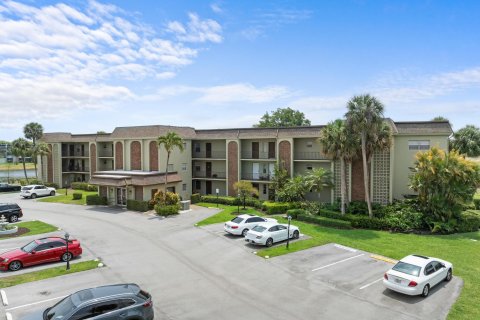 Condominio en venta en Lake Worth, Florida, 3 dormitorios, 153.01 m2 № 1182159 - foto 4