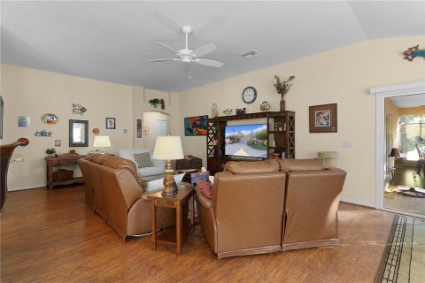 Casa en venta en The Villages, Florida, 3 dormitorios, 166.67 m2 № 1402522 - foto 10