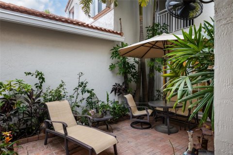Townhouse in Hollywood, Florida 3 bedrooms, 162.39 sq.m. № 868481 - photo 7