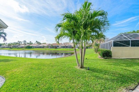 House in Delray Beach, Florida 3 bedrooms, 169.73 sq.m. № 1100198 - photo 25