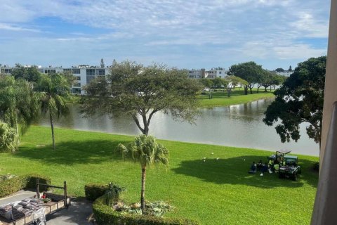 Copropriété à vendre à Boca Raton, Floride: 2 chambres, 83.24 m2 № 1209185 - photo 1