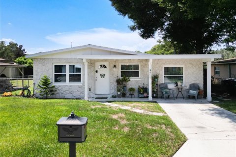 Villa ou maison à vendre à Maitland, Floride: 3 chambres, 119.57 m2 № 1323800 - photo 1