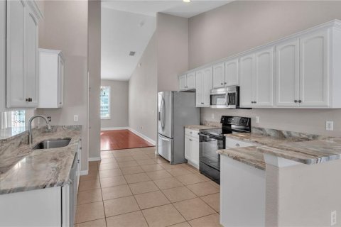 Casa en venta en Lakeland, Florida, 4 dormitorios, 216.28 m2 № 1111425 - foto 11