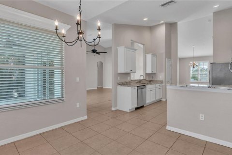 Casa en venta en Lakeland, Florida, 4 dormitorios, 216.28 m2 № 1111425 - foto 13