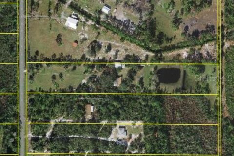 Terreno en venta en Saint Cloud, Florida № 1417389 - foto 1