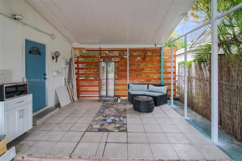 Casa en venta en Miami, Florida, 4 dormitorios, 173.91 m2 № 1384331 - foto 23