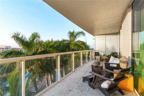 Condominio en venta en Pompano Beach, Florida, 2 dormitorios, 137.31 m2 № 350903 - foto 17