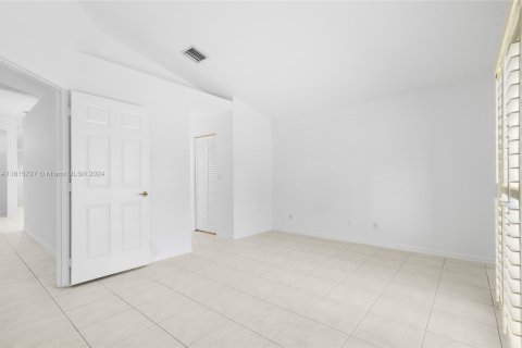 Casa en venta en Boynton Beach, Florida, 3 dormitorios, 143.81 m2 № 1238232 - foto 15