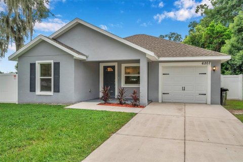 Villa ou maison à vendre à Tampa, Floride: 3 chambres, 114.46 m2 № 1366259 - photo 2