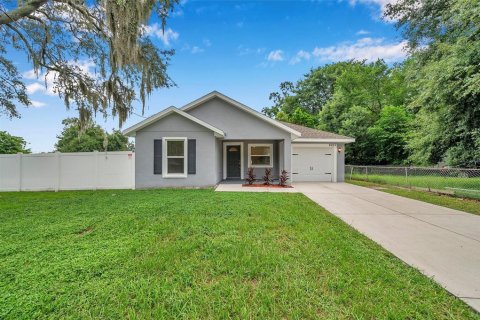 Villa ou maison à vendre à Tampa, Floride: 3 chambres, 114.46 m2 № 1366259 - photo 4