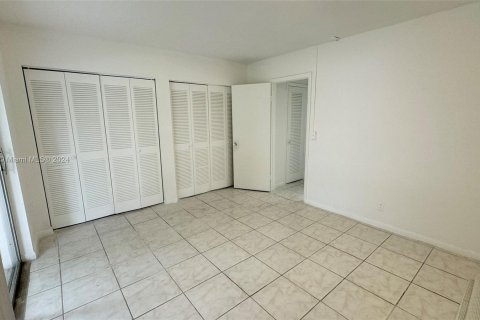 Condo in West Palm Beach, Florida, 1 bedroom  № 1269498 - photo 22