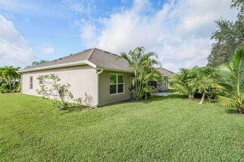 House in Vero Beach, Florida 4 bedrooms, 213.86 sq.m. № 1402294 - photo 24