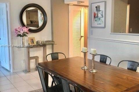 Condo in Miami Beach, Florida, 1 bedroom  № 1393637 - photo 6