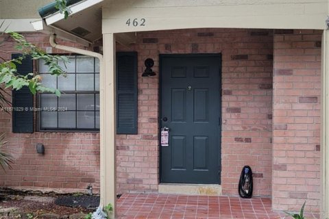 Townhouse in Plantation, Florida 2 bedrooms, 113.71 sq.m. № 1393638 - photo 1