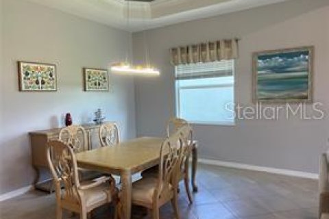 House in Venice, Florida 4 bedrooms, 208.75 sq.m. № 644200 - photo 14