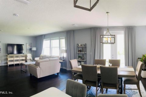 Casa en venta en Jacksonville, Florida, 4 dormitorios, 222.32 m2 № 768729 - foto 2