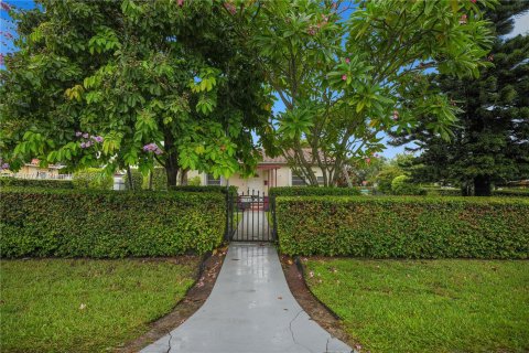 Villa ou maison à vendre à Miami, Floride: 3 chambres, 98.94 m2 № 1333106 - photo 23