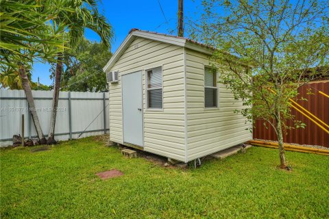 Villa ou maison à vendre à Miami, Floride: 3 chambres, 98.94 m2 № 1333106 - photo 16