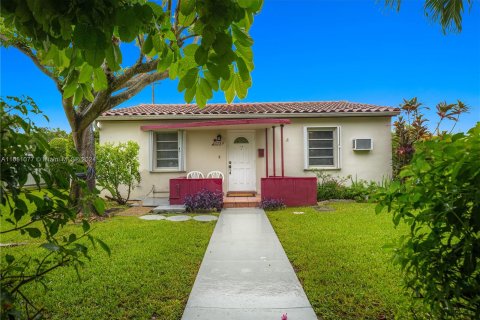 Villa ou maison à vendre à Miami, Floride: 3 chambres, 98.94 m2 № 1333106 - photo 21