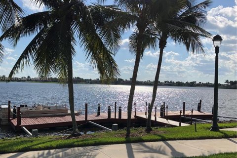 Touwnhouse à louer à Miramar, Floride: 2 chambres, 93.37 m2 № 1333155 - photo 17