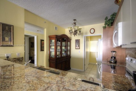 Copropriété à vendre à Sunny Isles Beach, Floride: 2 chambres, 116.59 m2 № 1378784 - photo 2