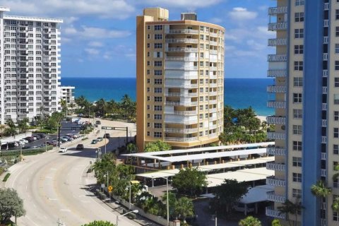 Condo in Pompano Beach, Florida, 1 bedroom  № 1180145 - photo 7