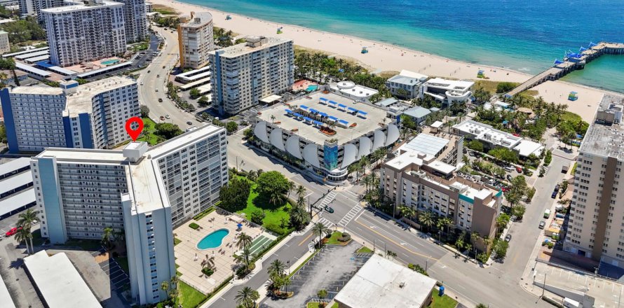 Condominio en Pompano Beach, Florida, 1 dormitorio  № 1180145