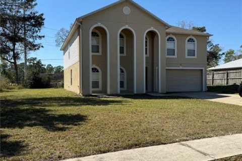Casa en venta en Deltona, Florida, 4 dormitorios, 278.52 m2 № 1088947 - foto 1