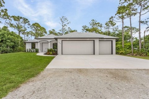 Villa ou maison à vendre à Punta Gorda, Floride: 4 chambres, 270.9 m2 № 1174895 - photo 27