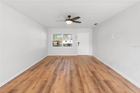 Casa en venta en Orlando, Florida, 3 dormitorios, 116.5 m2 № 1131655 - foto 5