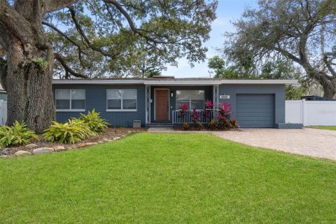 Casa en venta en Orlando, Florida, 3 dormitorios, 116.5 m2 № 1131655 - foto 1