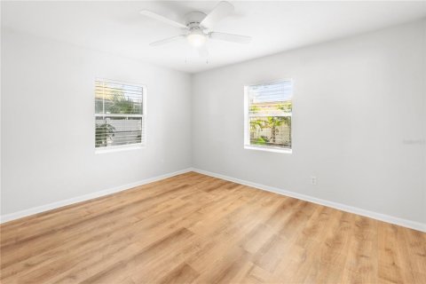 Casa en venta en Orlando, Florida, 3 dormitorios, 116.5 m2 № 1131655 - foto 10