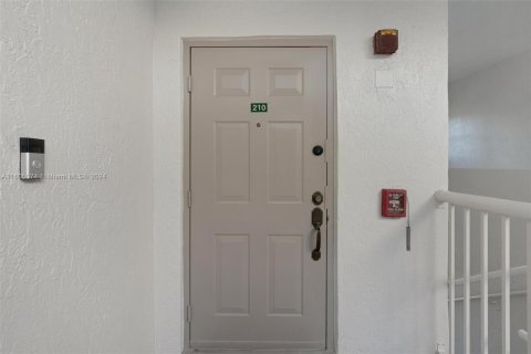 Condominio en venta en Miramar, Florida, 3 dormitorios, 134.24 m2 № 1229611 - foto 3
