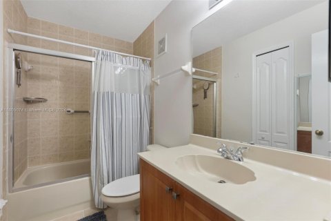 Condominio en venta en Miramar, Florida, 3 dormitorios, 134.24 m2 № 1229611 - foto 20