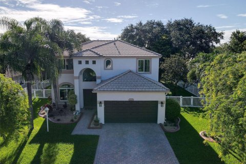 Casa en venta en Pembroke Pines, Florida, 4 dormitorios, 239.5 m2 № 1281570 - foto 30