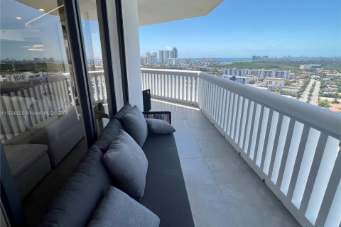 Condo in Aventura, Florida, 2 bedrooms  № 1281572 - photo 8