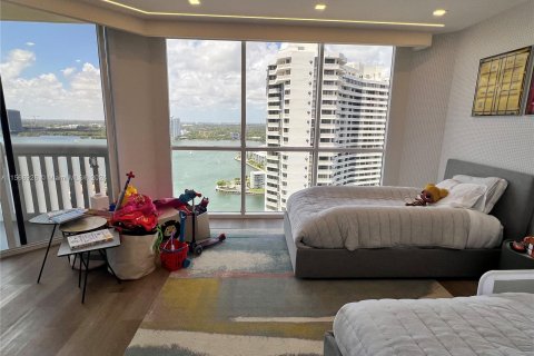 Condominio en venta en Aventura, Florida, 2 dormitorios, 185.8 m2 № 1281572 - foto 23