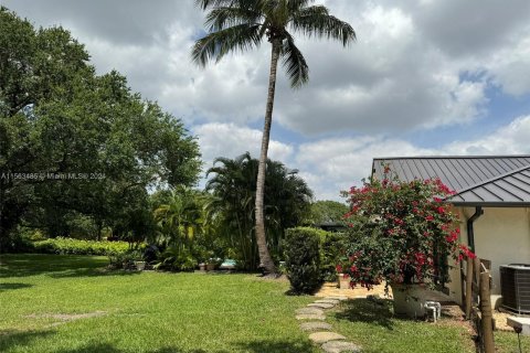 Villa ou maison à vendre à Davie, Floride: 4 chambres, 305.46 m2 № 1101299 - photo 14
