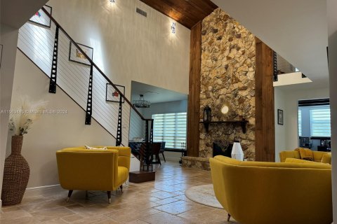 Villa ou maison à vendre à Davie, Floride: 4 chambres, 305.46 m2 № 1101299 - photo 17